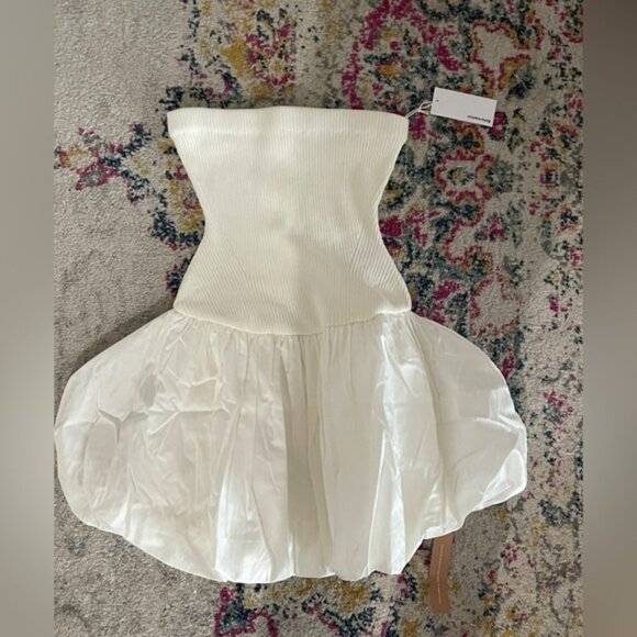 NWT Reformation Margot Cotton Mini Dress in Fior Di Latte Size Medium $248 - Picture 6 of 6